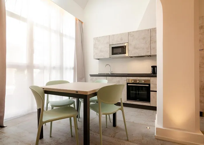 Albani Loft Apartman Bologna